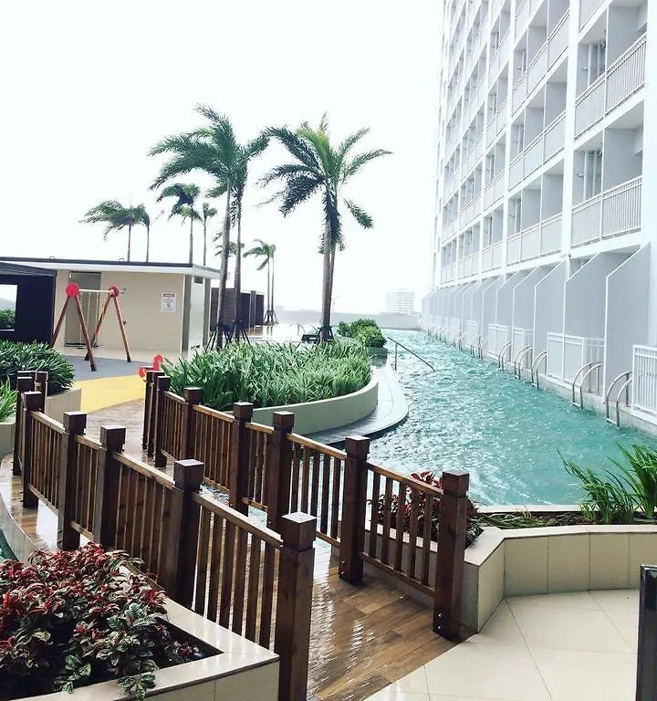 Breeze Residences By Cs Luxe Manila 0*,